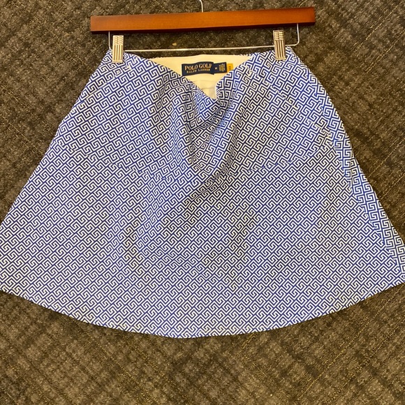 Women’s golf skort